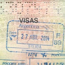 <Таможенный штамп: Аргентина; Государственный департамент миссий; официальная документация; выезд.>